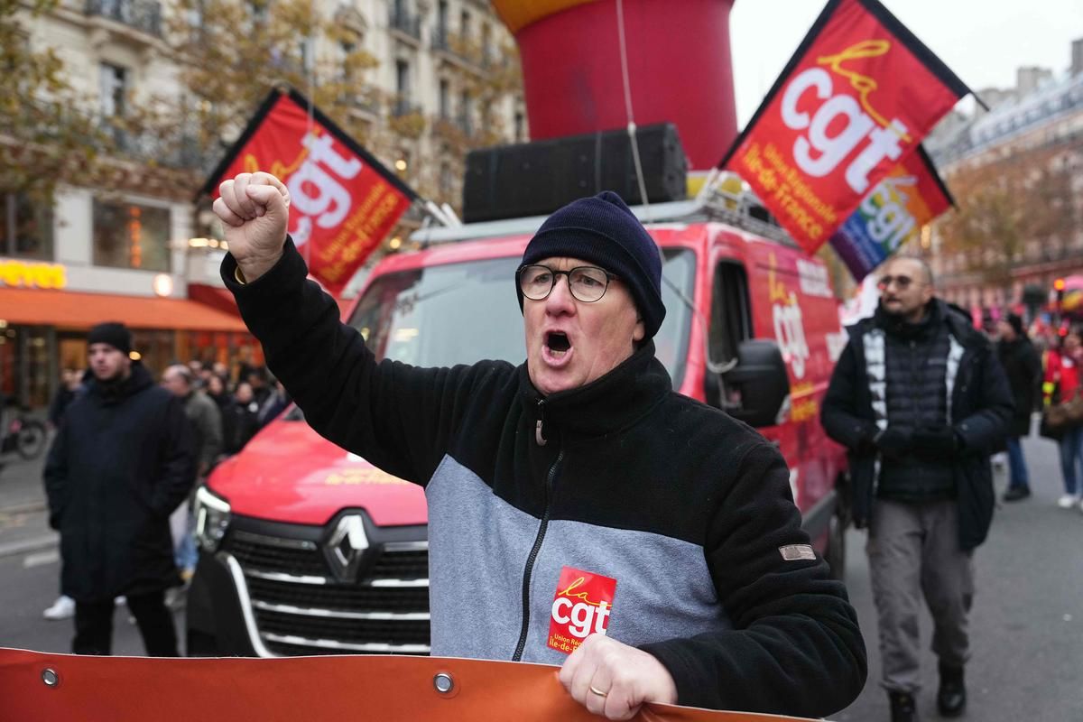 Mobilisation en berne : la grève du 2 décembre peine à rassembler contre l'austérité