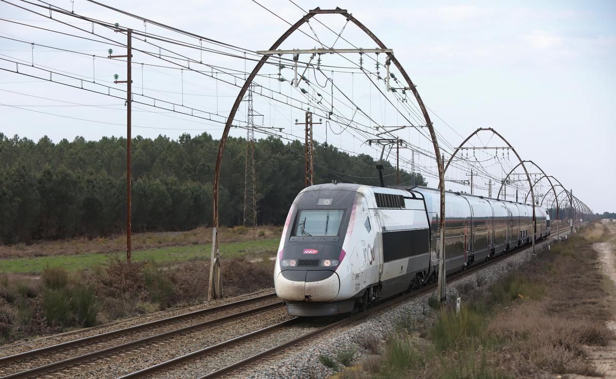 Le Pays basque s'oppose à la LGV : conférence à Urrugne pour débattre des enjeux