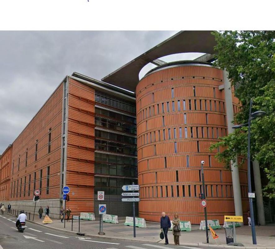 Un maillot de football controversé à Toulouse : un homme jugé pour apologie du nazisme