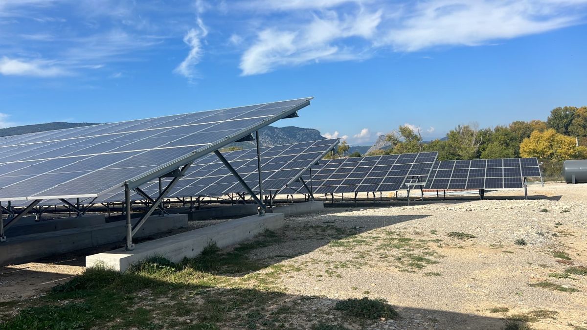 Le gouvernement face à la polémique : 6,9 milliards pour les énergies renouvelables