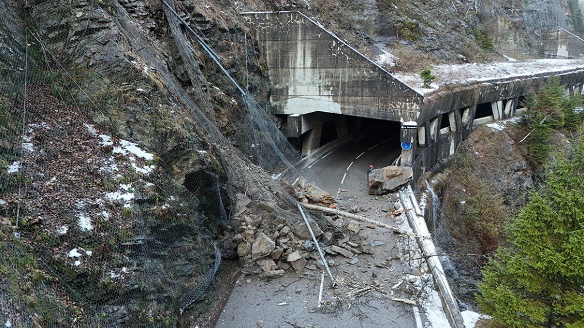 La RD 1212 fermée tout l’hiver : quelles conséquences pour les skieurs ?