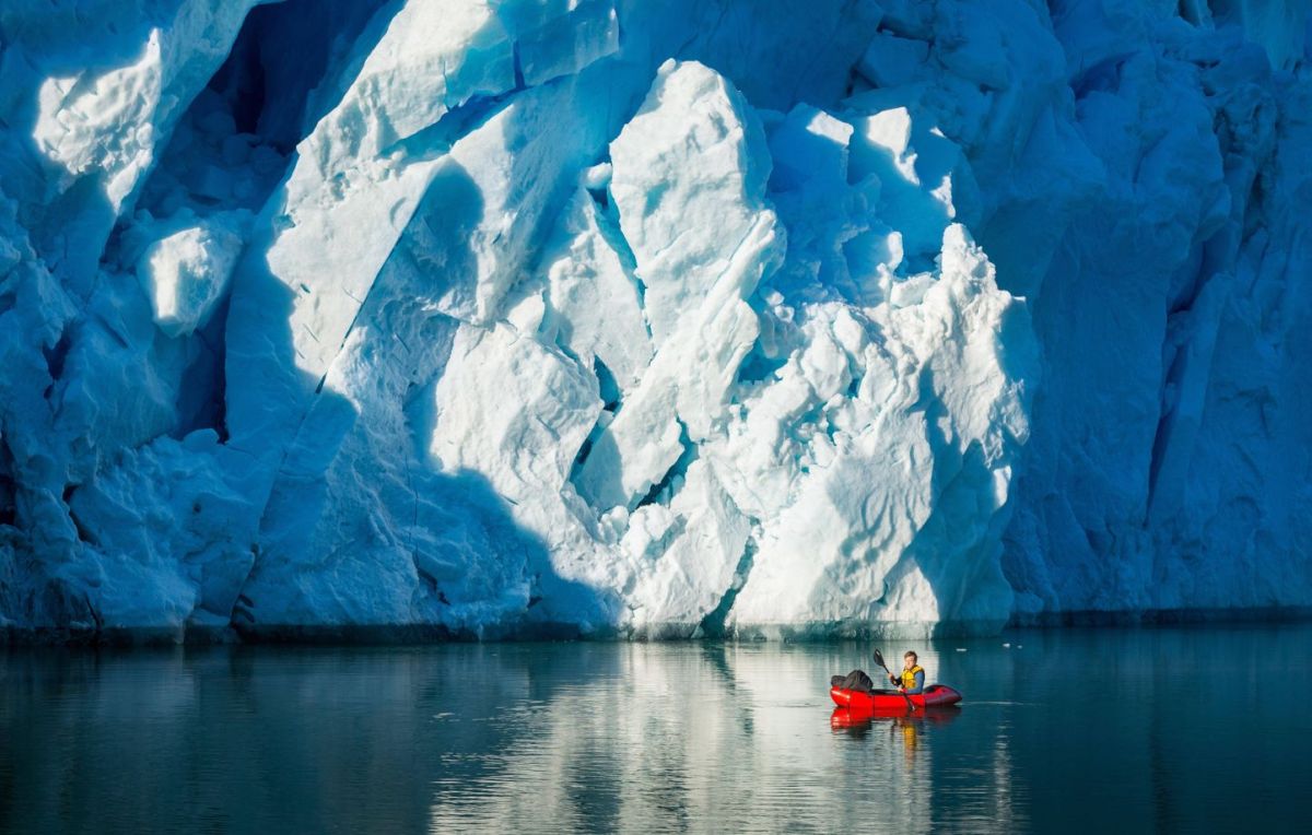 La France face aux enjeux polaires : une nouvelle stratégie urgente