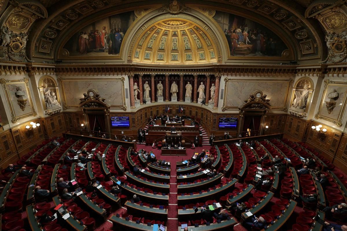 Le Sénat allège la pression budgétaire sur les collectivités locales