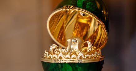 Un œuf Fabergé avalé par un voleur retrouvé par la police