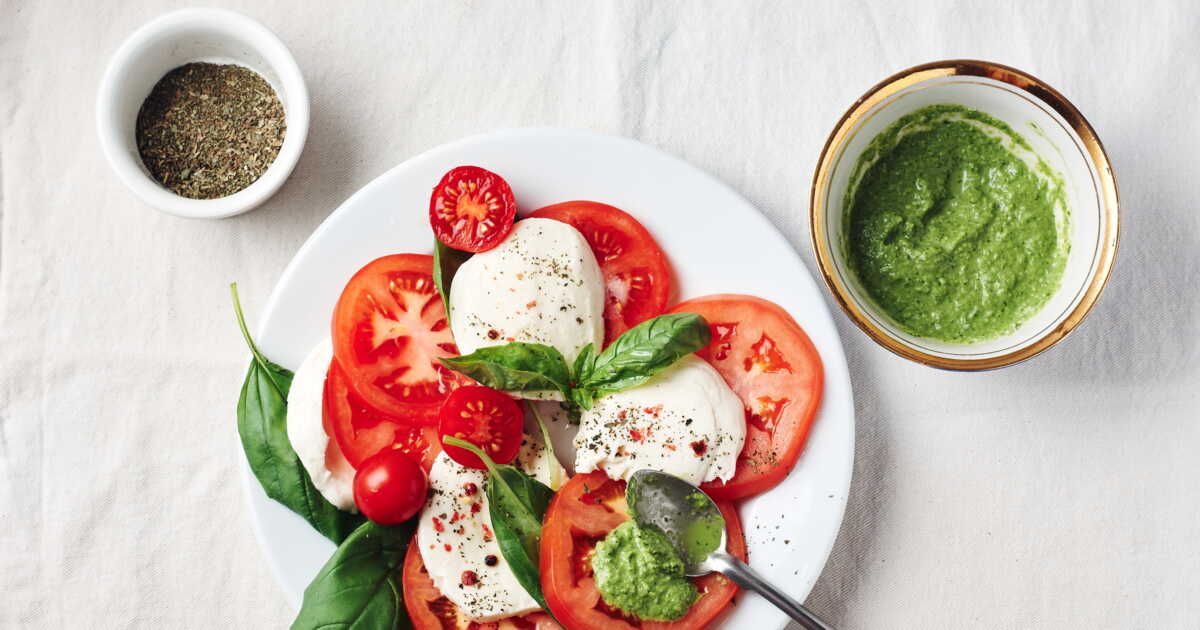 La nouvelle salade tomate-mozzarella de Christophe Michalak : un régal d'été