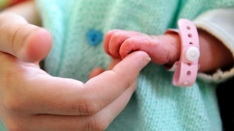 Le congé de naissance en France : une avancée préférée dès 2026