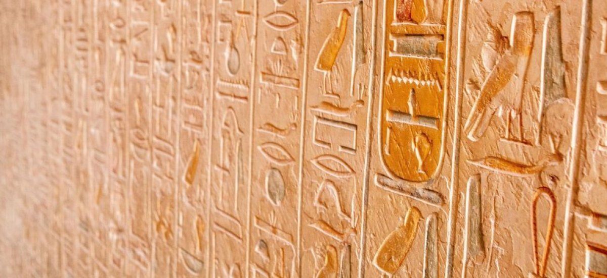 Une découverte insoupçonnée : 225 statuettes funéraires mises au jour en Égypte