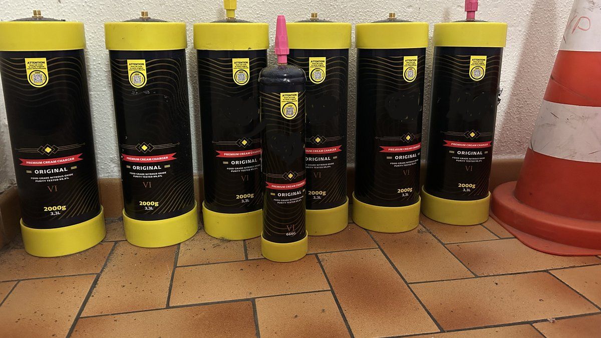 L'alerte face à la montée du gaz hilarant chez les jeunes