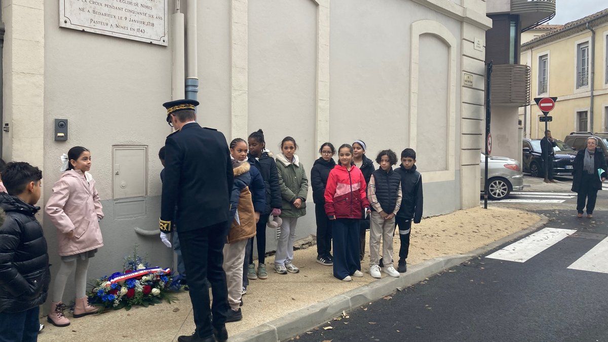 Laïcité : Un hommage vibrant des écoliers de Nîmes au cœur des valeurs républicaines