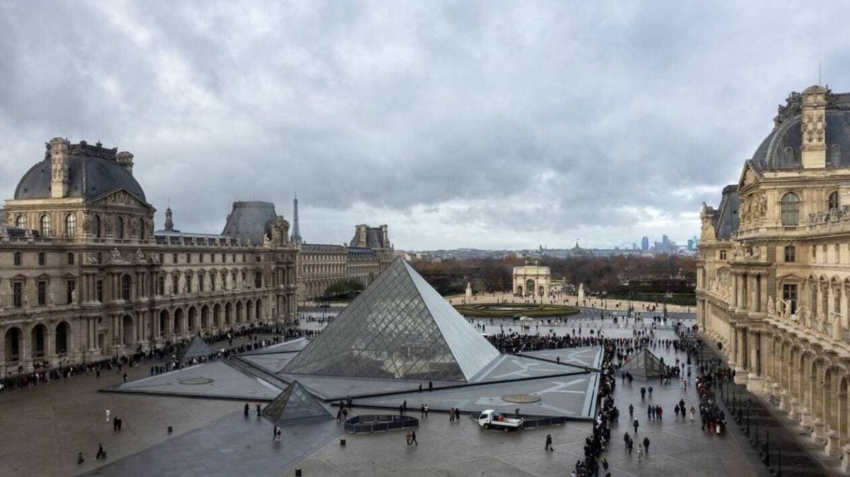 Les failles du système de sécurité du Louvre révélées par l'enquête administrative