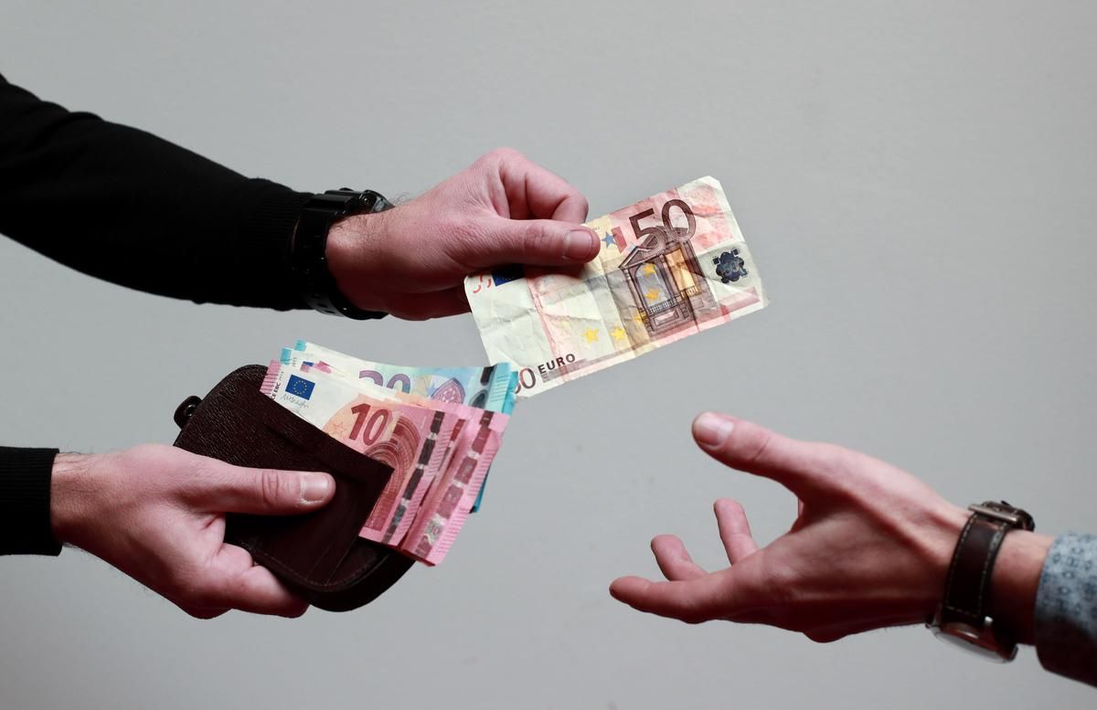 Le cash perd du terrain mais reste incontournable dans les portefeuilles français