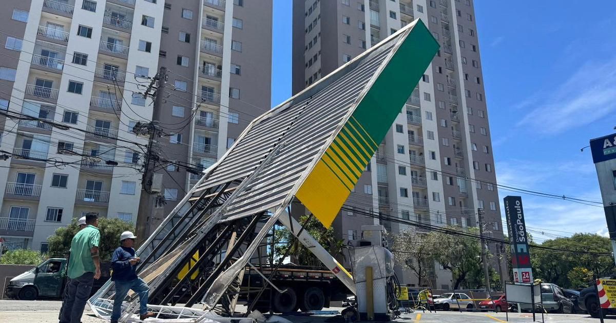São Paulo sous le choc : une tempête dévastatrice plonge la ville dans le noir