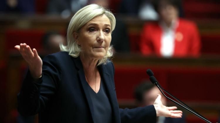 Les agriculteurs français en colère : Mobilisations et débats sur la politique agricole