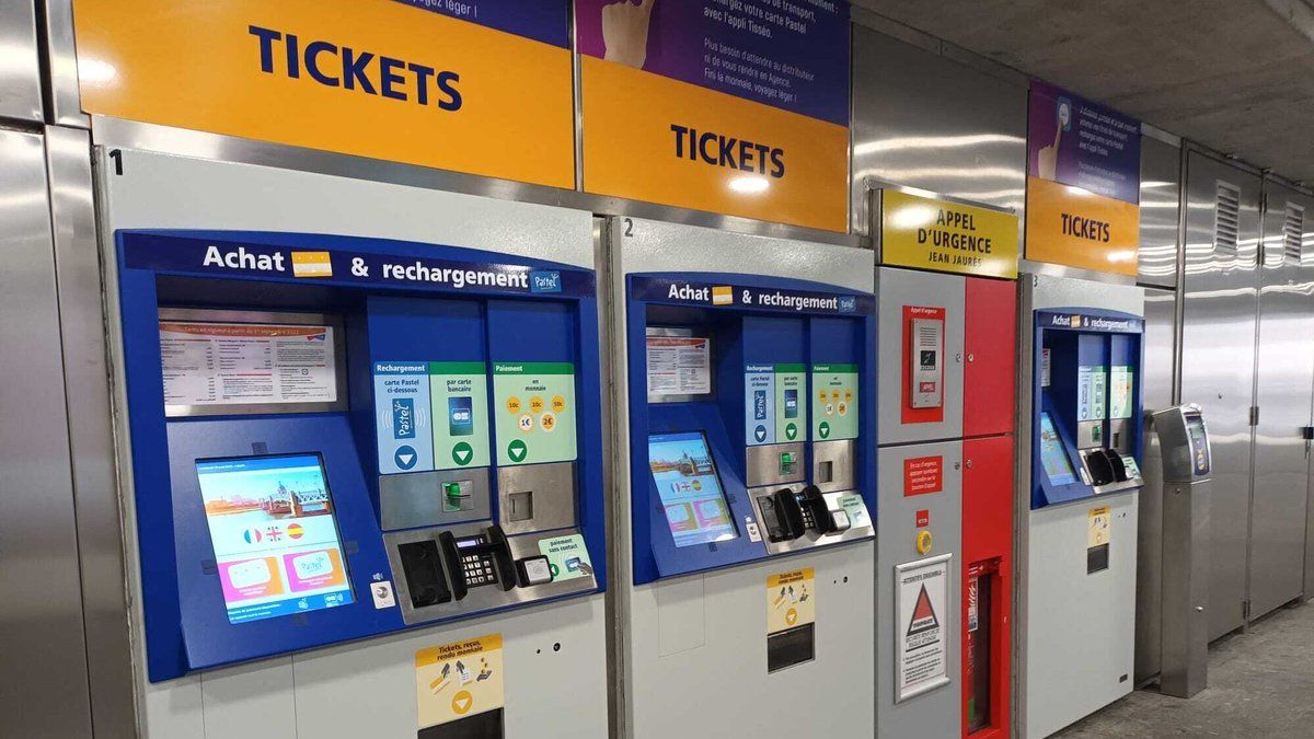 Un père bien trop défoncé force sa fille à inhaler du protoxyde d’azote dans le métro