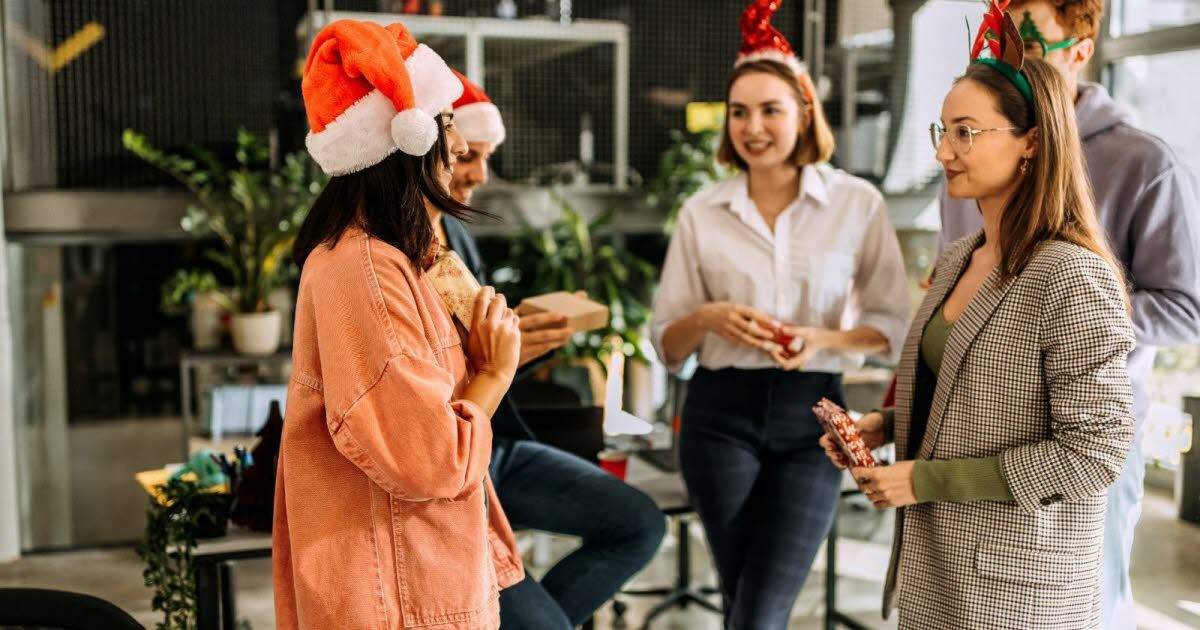 Le Secret Santa : un moment de partage apprécié au bureau