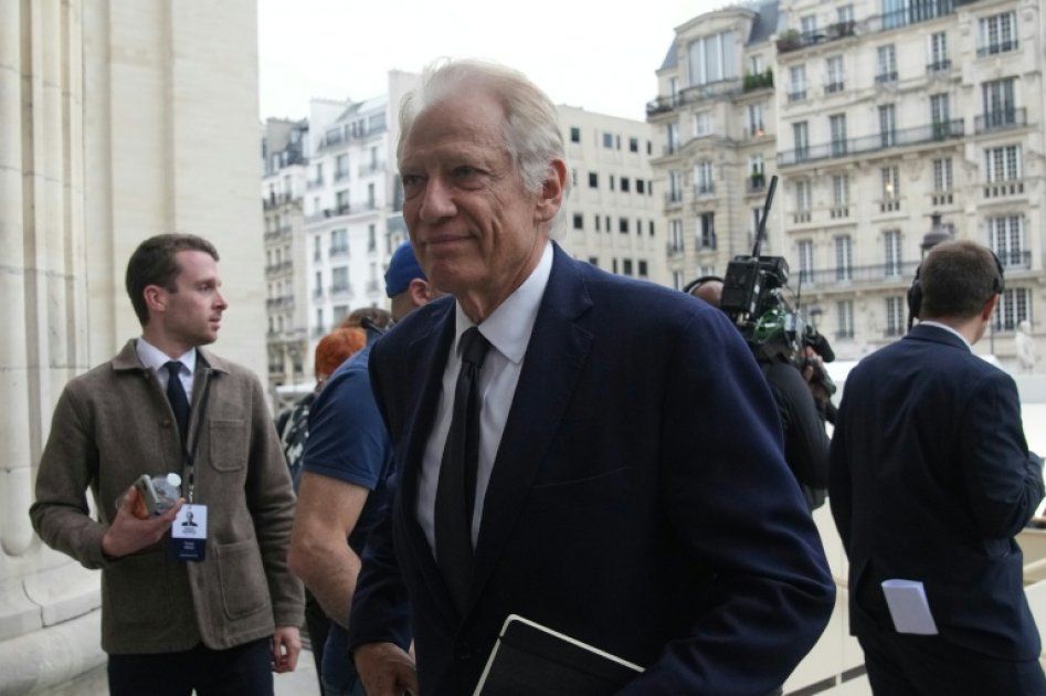 Dominique de Villepin critique Emmanuel Macron sur la politique étrangère au Venezuela
