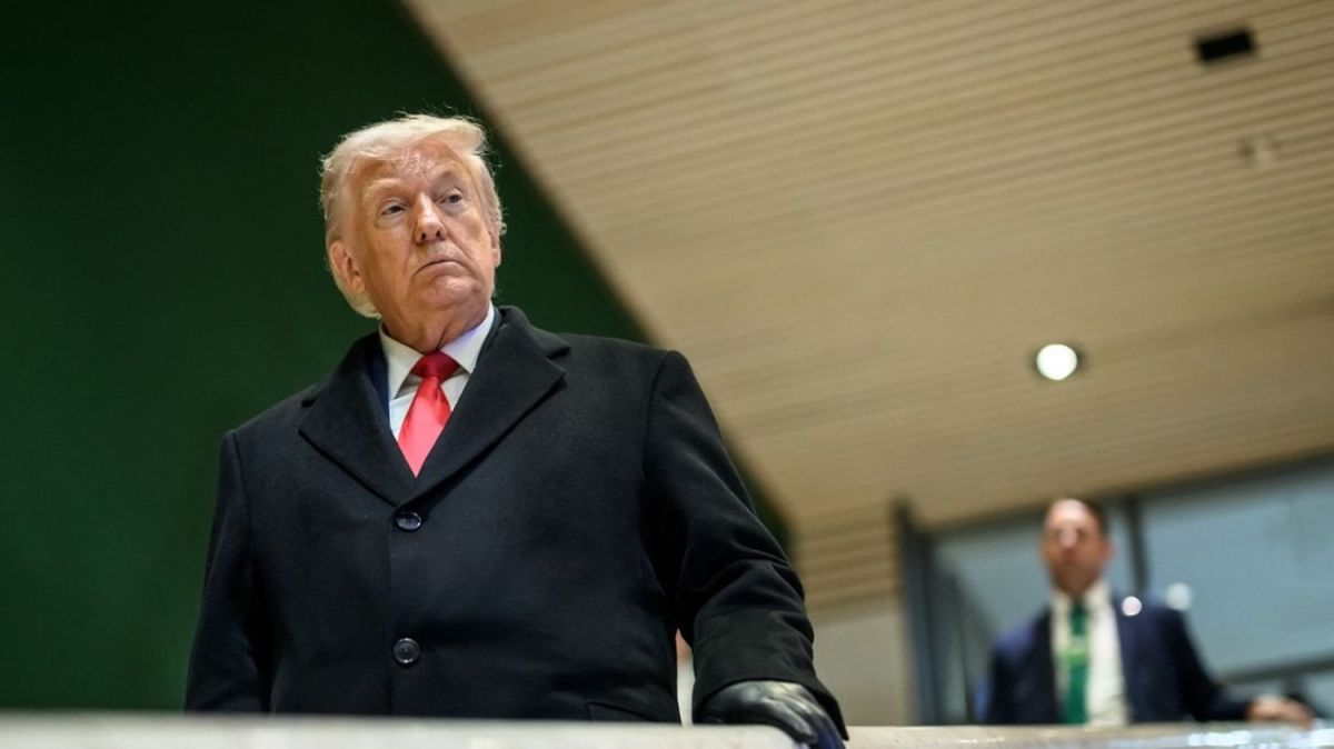 La volte-face de Trump sur les droits de douane : une décision sous pression