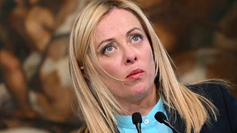 Giorgia Meloni exprime sa colère après la libération de Jacques Moretti