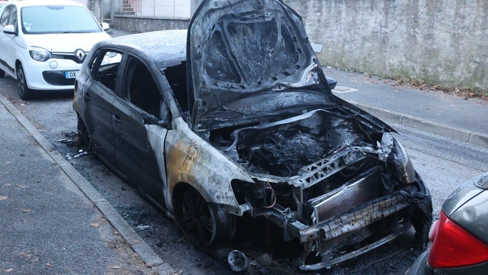 Apt : l'incendie d'une voiture ravive l'angoisse des habitants du quartier Saint-Michel