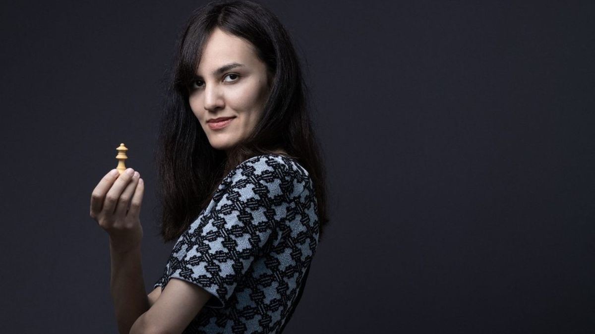 Mitra Hejazipour, la joueuse d'échecs qui défie le régime iranien