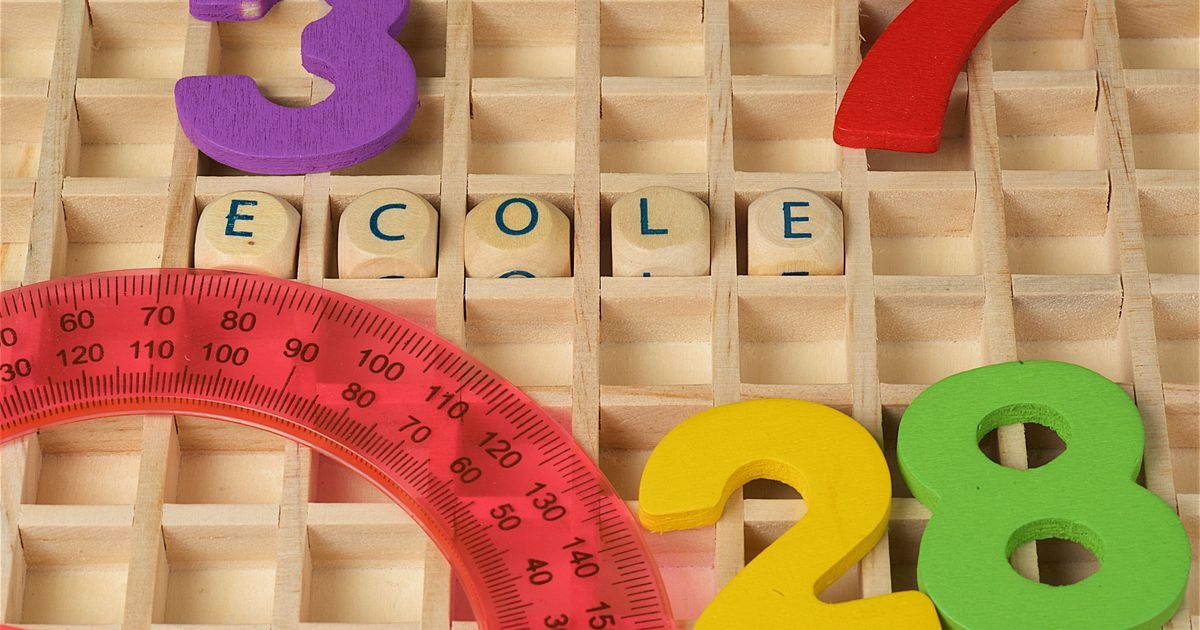 La solidarité des parents et enseignants face à l'absence de moyens scolaires