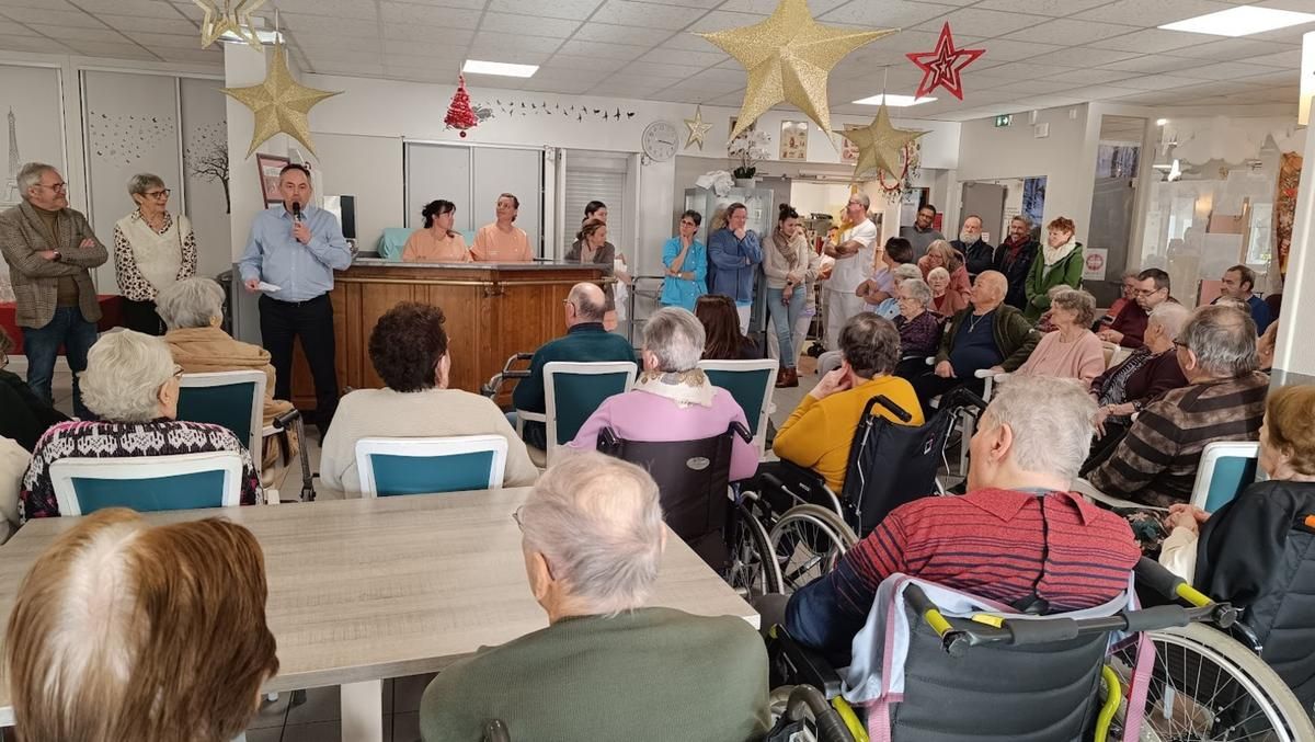 Des conditions de travail dignes : le personnel de l'Ehpad en grève