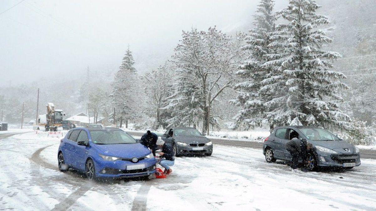 Un épisode neigeux imminent en Ariège : prudence sur les routes