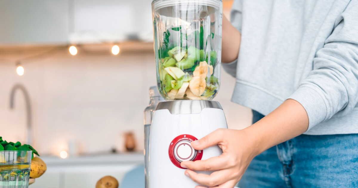 Trois astuces pratiques pour nettoyer efficacement votre blender