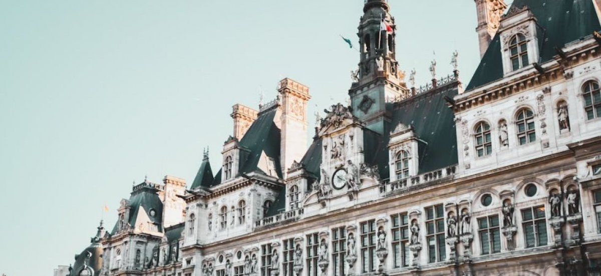 Une enquête s'invite à l'hôtel de ville de Paris : la perquisition qui trouble la mairie