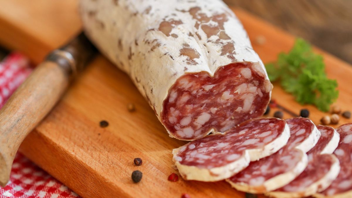 Des nitrites cachés dans votre saucisson : attention aux arnaques de l'été