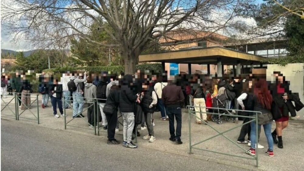 Une enseignante héroïque décorée après une agression tragique dans le Var