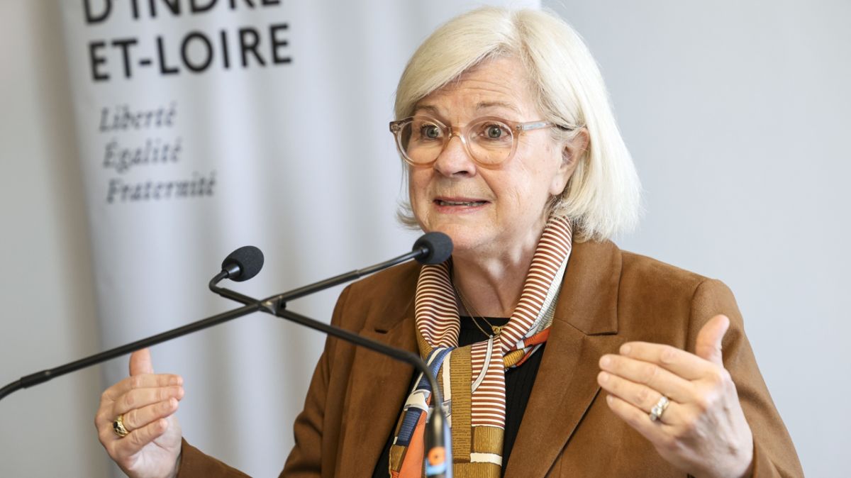 Catherine Vautrin visite la Vienne : un regard sur l'avenir des armées