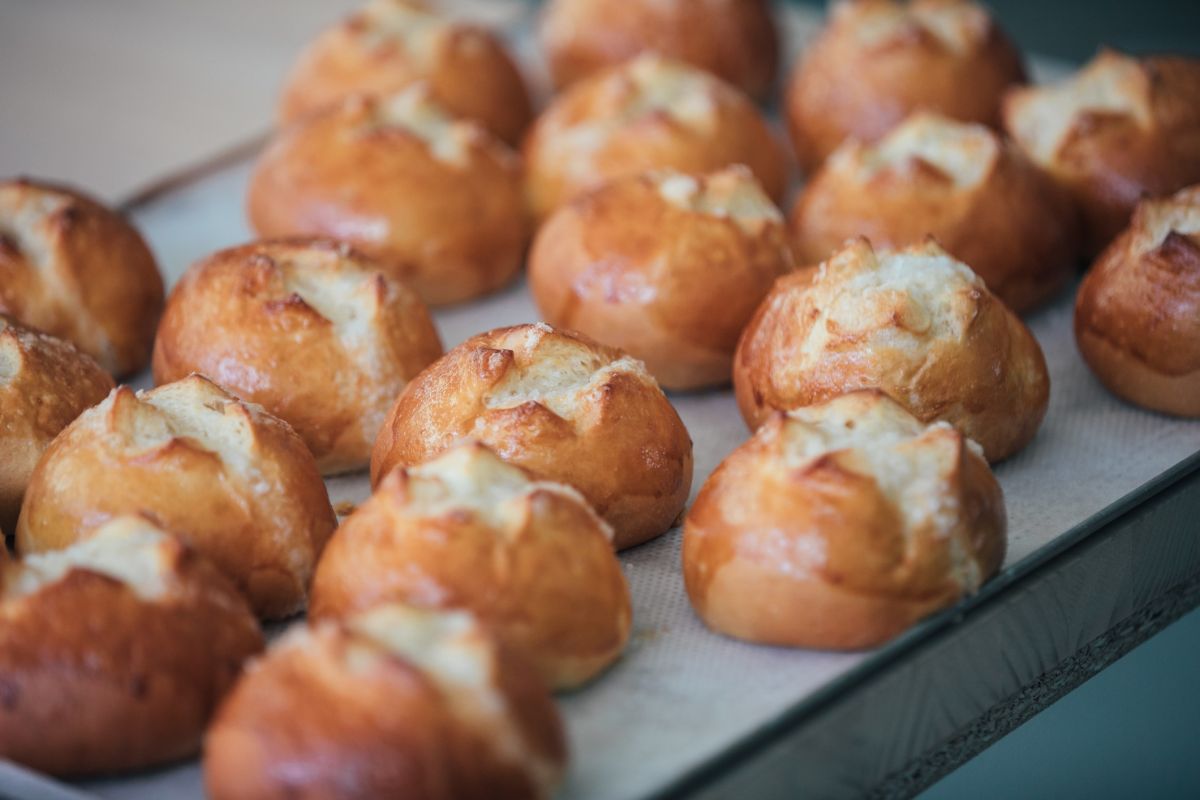 Mini-brioches au camembert : l'apéritif réconfortant de cet hiver