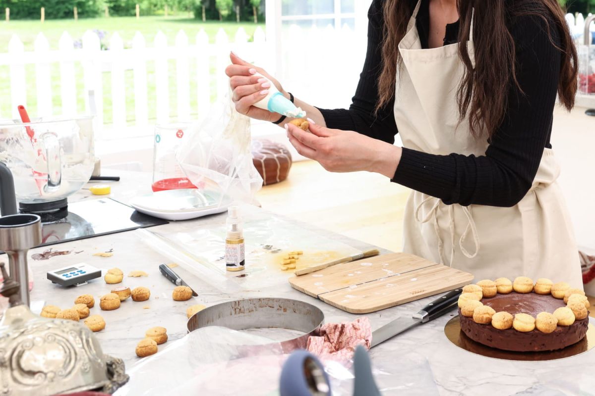 Petit tour dans l'envers du décor du Meilleur Pâtissier : secrets des ustensiles et ingrédients