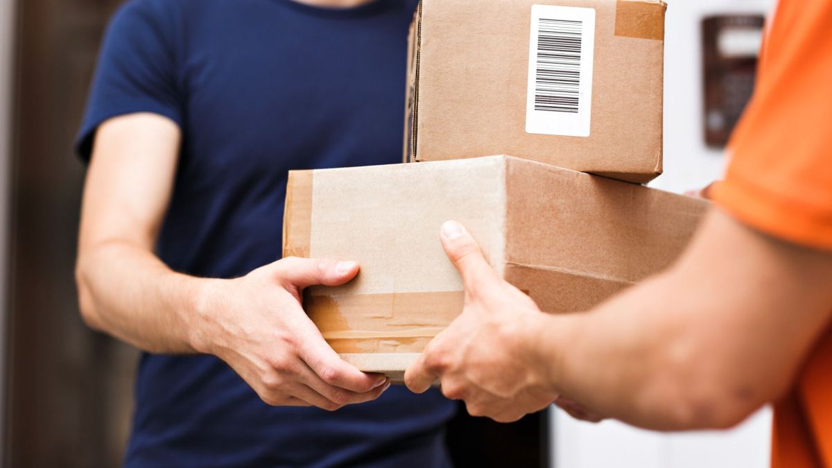 Alarme sur une escroquerie ciblant les retraités : attention aux faux livreurs