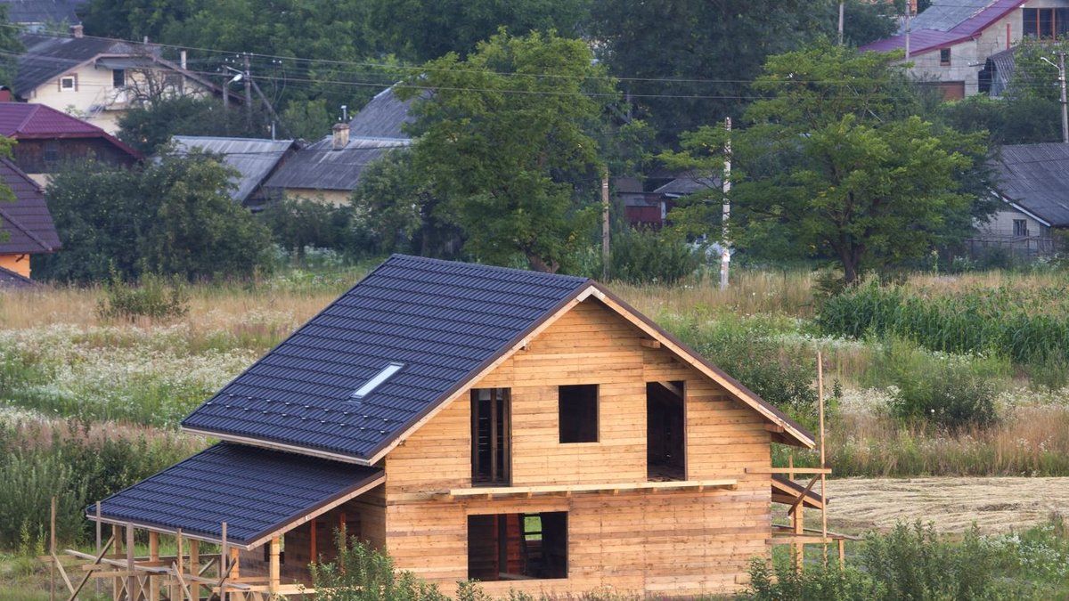 Un couple découvre une incroyable erreur de construction sur le terrain voisin