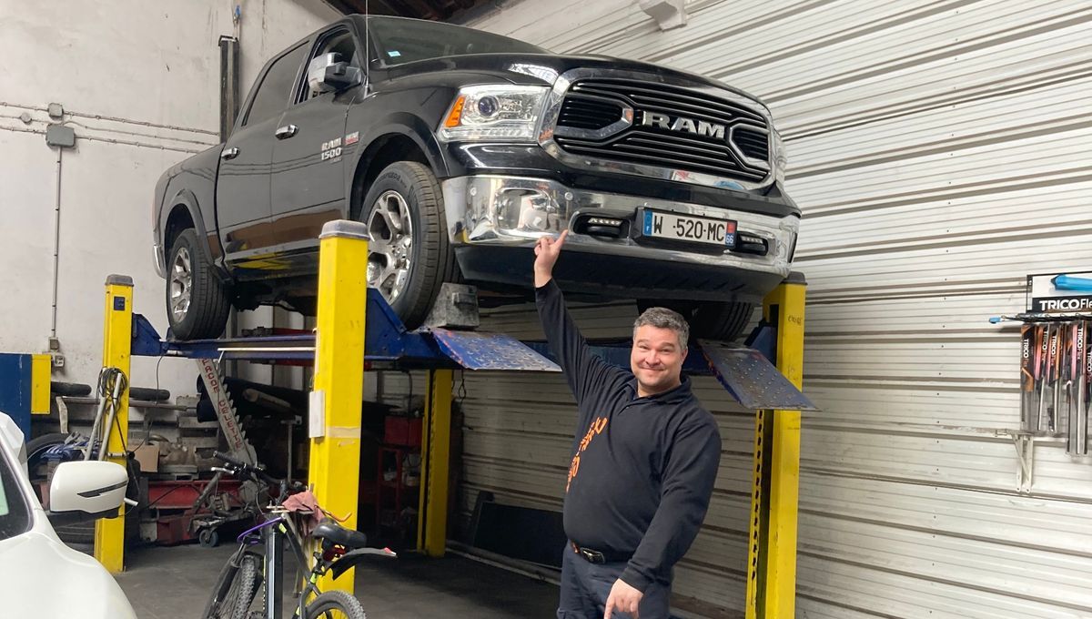 Les trésors de Fun Car : le garage qui redonne vie aux voitures américaines à Perpignan