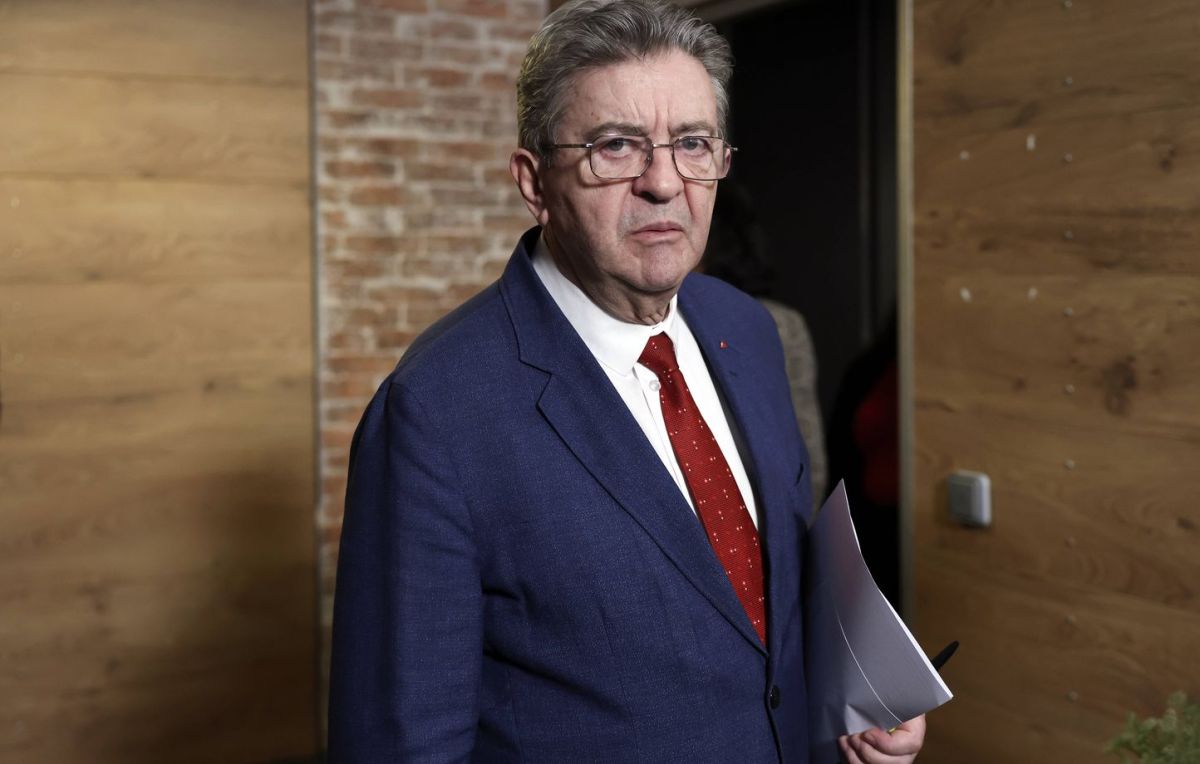 Présidentielle 2027 : le mystère Mélenchon, un candidat inébranlable à LFI