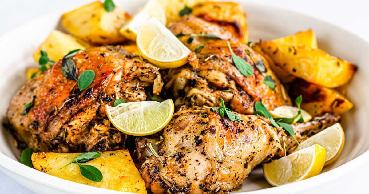 Un poulet au four à la grecque pour des saveurs ensoleillées