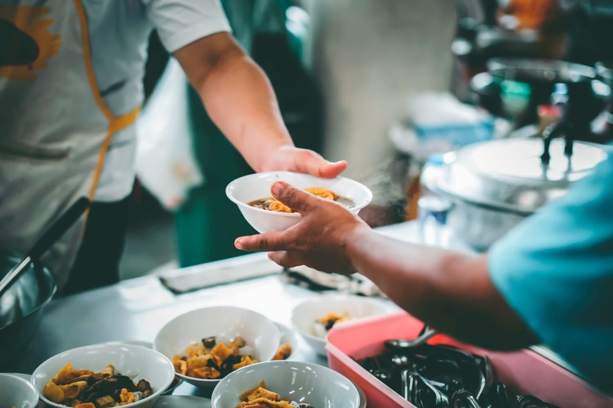 Un chef en ehpad conquiert tiktok avec des recettes savoureuses