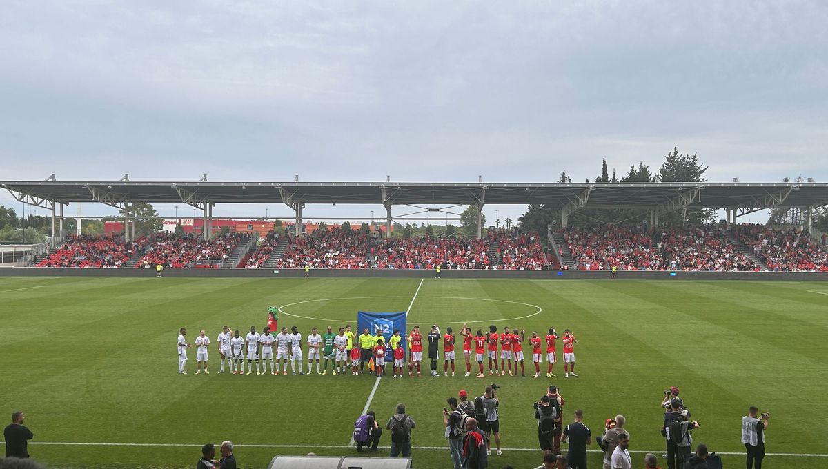 Nîmes Olympique s'impose face à Istres et rêve d'une montée en Ligue 3
