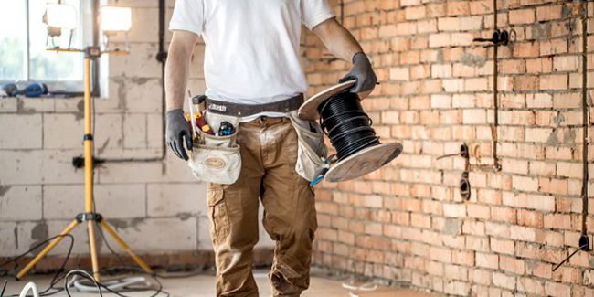 Comprendre l'assurance décennale pour les artisans du bâtiment : enjeux et tarifs