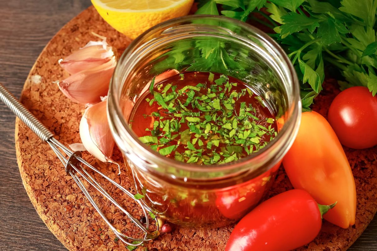La cheffe Manon Fleury révèle sa recette de vinaigrette légère et savoureuse
