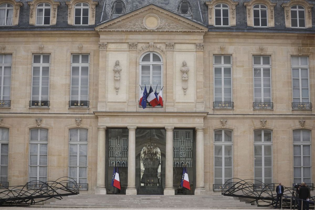 Le palais de l’Élysée dans la tourmente des panthéonisations