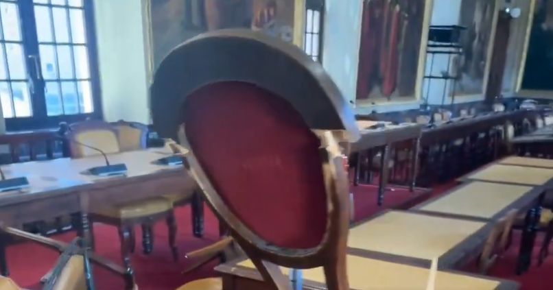 Toulouse : une femme sème la désolation dans la mairie