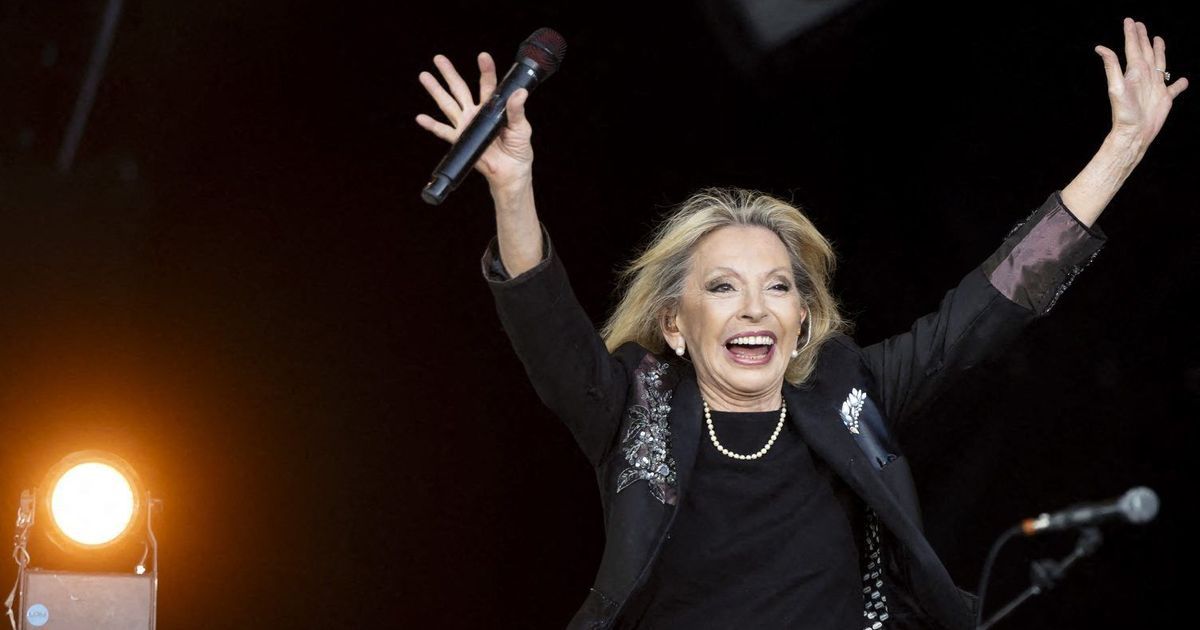 Véronique Sanson hospitalisée, son concert de Saint-Brieuc annulé