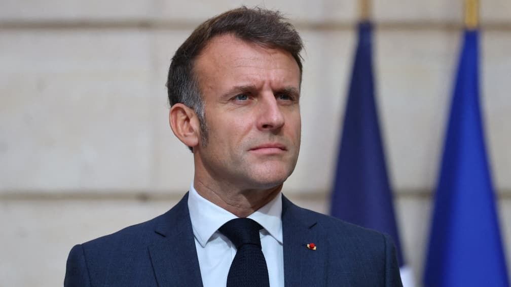 Emmanuel Macron dénonce la montée des tensions russes après des frappes en Ukraine