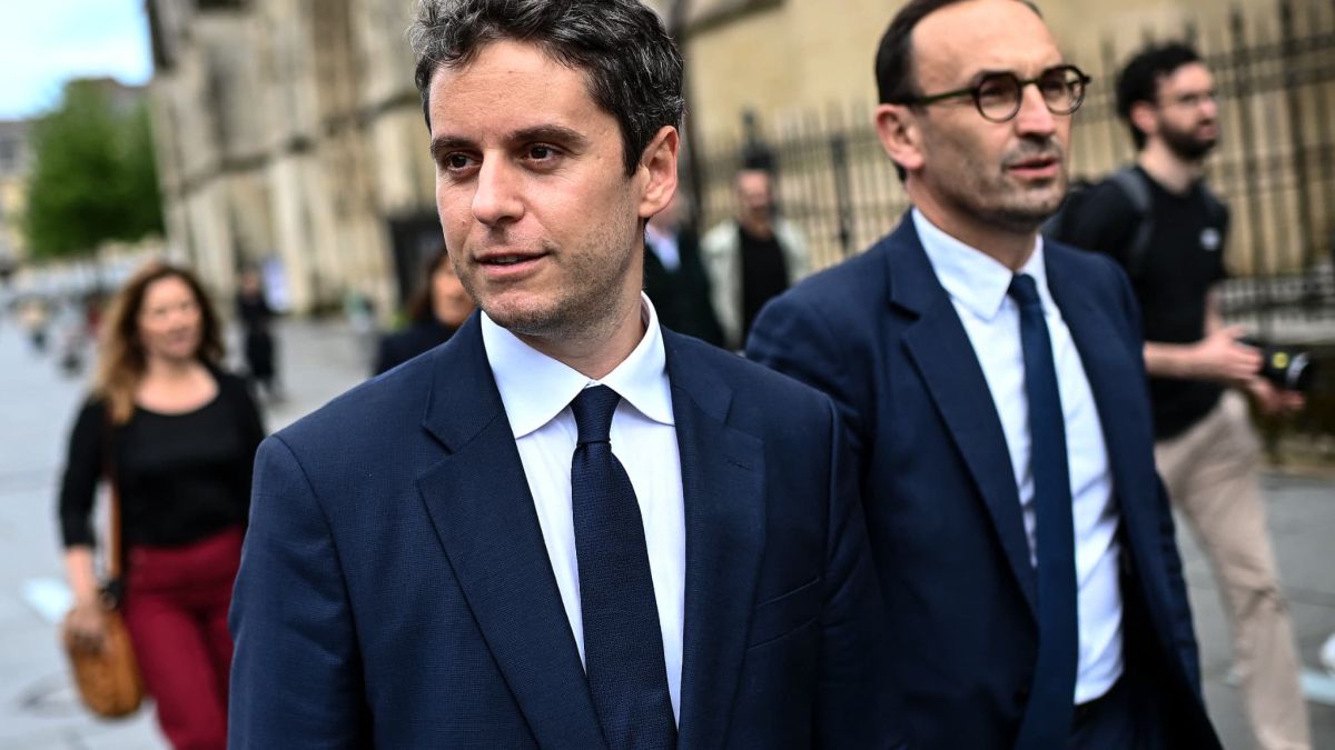 Vers une primaire macroniste : Gabriel Attal en piste pour 2027