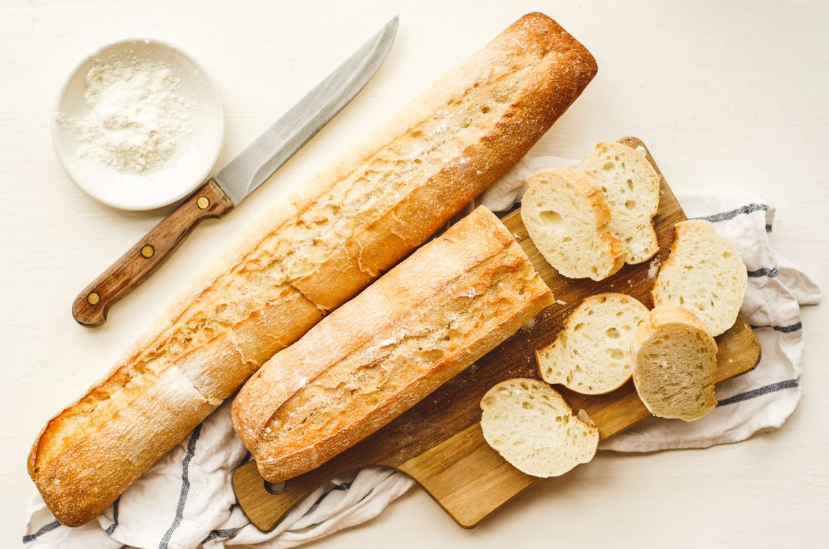 Redonnez vie à votre baguette avec cette astuce simple