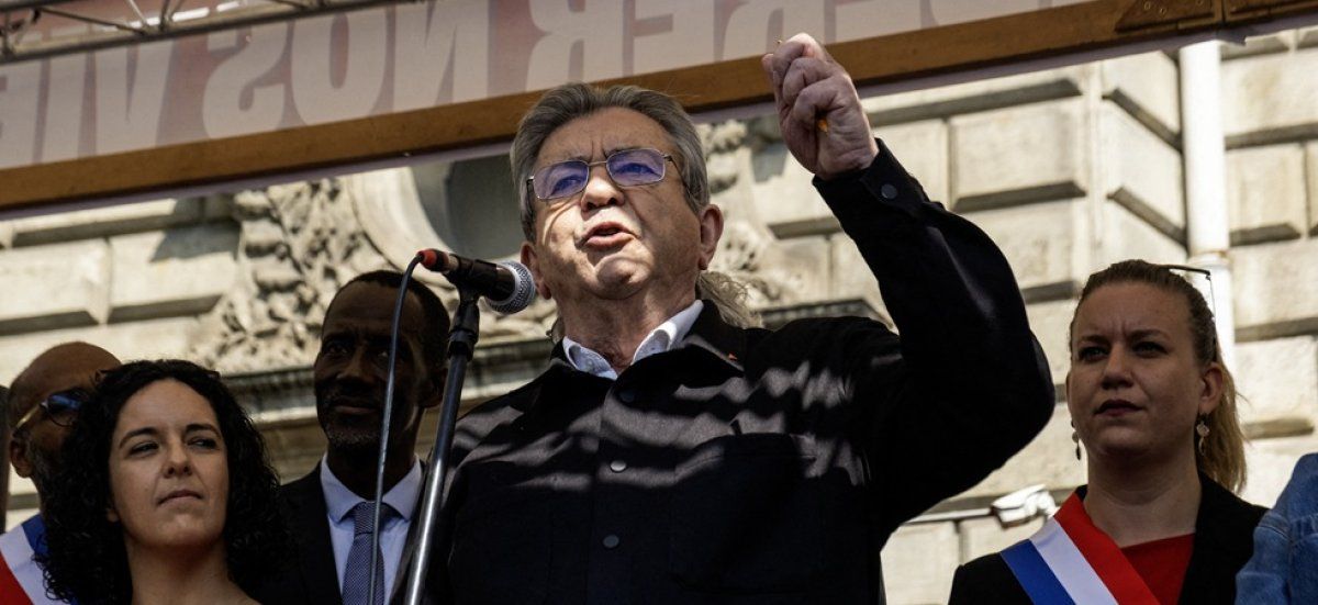 Mélenchon attaque Le Pen pour manipulation : la guerre des mots s'intensifie
